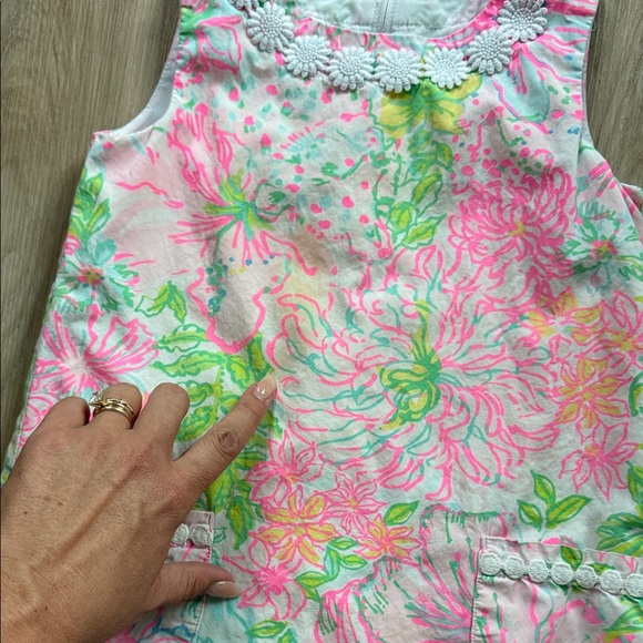 Lilly Pulitzer sz4 Floral Sleeveless Dress with Pockets - Picture 3 of 5